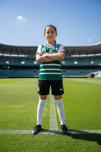 Cargar imagen en el visor de la galería, JERSEY PUMA SANTOS GIRLS HOME JS PARA NIÑA (702477 01)

