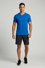 Cargar imagen en el visor de la galería, Playera Puma Ess V-neck Tee (851082 05)
