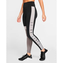 Cargar imagen en el visor de la galería, LEGGING Nike entrenamiento para Dama One BV5725 010
