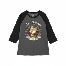 Cargar imagen en el visor de la galería, Playera dama VANS manga 3/4 #107-D
