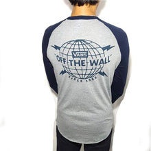 Cargar imagen en el visor de la galería, Playera caballero VANS manga 3/4 #202
