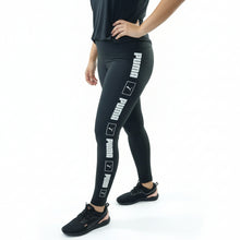 Cargar imagen en el visor de la galería, Leggings PUMA Repeat Poly Tight p/dama (58743701)
