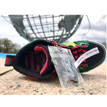 Cargar imagen en el visor de la galería, Tenis Skechers Dr. .Seuss  Grinch Robo Navidad
