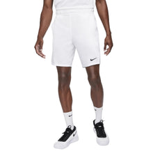 Cargar imagen en el visor de la galería, Short NIKE Court Dri-FIT Victory p/caballero (CV2545-100)
