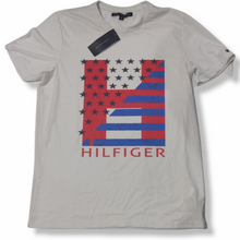 Cargar imagen en el visor de la galería, Playera caballero TOMMY HILFIGER C887879628002
