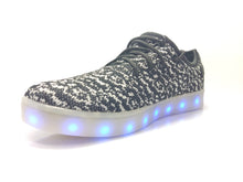 Cargar imagen en el visor de la galería, Tenis unisex Charly con luz Led 1042204 Negro/Blanco
