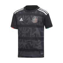 Cargar imagen en el visor de la galería, Conjunto deportivo para niño ADIDAS MÉXICO (DP0210)
