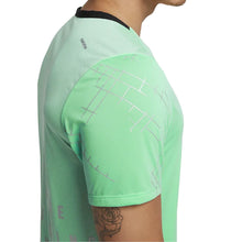 Cargar imagen en el visor de la galería, Playera Nike Dri-FIT Run p/caballero (DQ6545-342)
