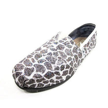 Cargar imagen en el visor de la galería, Zapato Toms Men Classics Giraffe
